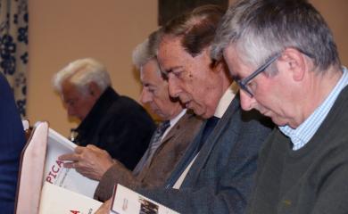 Miembros de la comunidad de propietarios en la asamblea ordinaria
