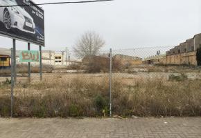 Parcela libre en la avenida de Roberto Osborne Nº 13